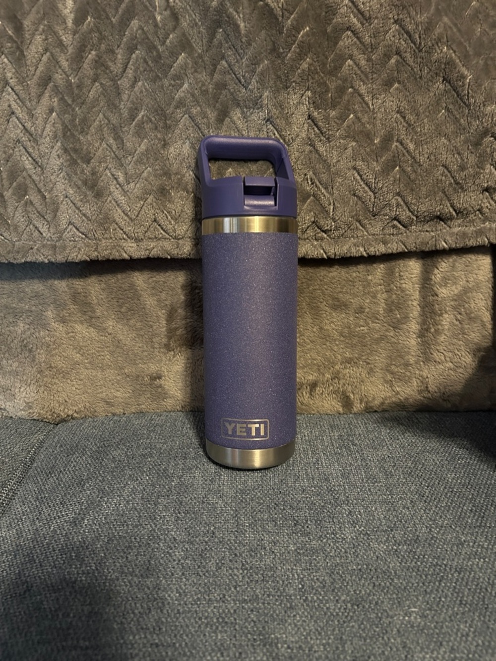 Yeti Rambler 18 oz Bottle with Matching Straw Cap, Moon Dust